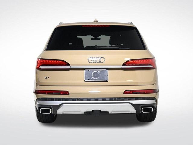 Photo of 2025 Sakhir Gold Metallic Audi Q7