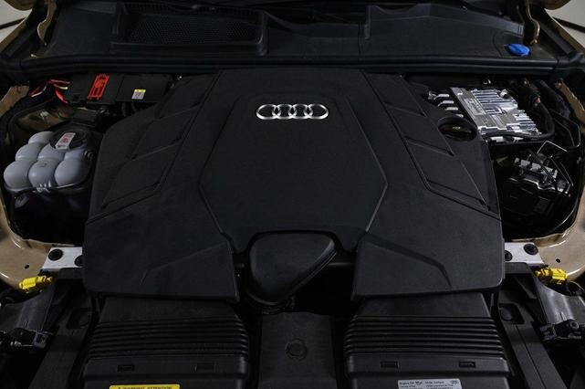 Photo of 2025 Sakhir Gold Metallic Audi Q7