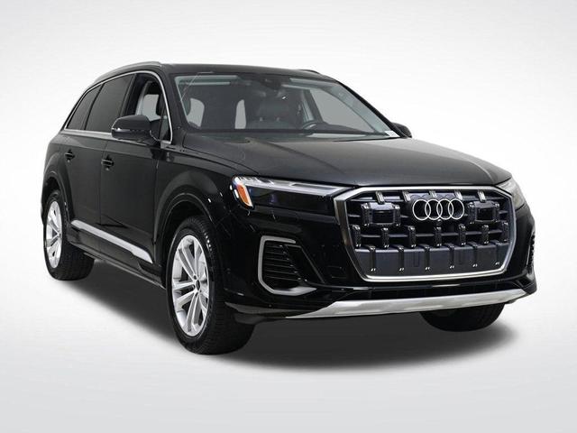 Photo of 2025 Mythos Black Metallic Audi Q7