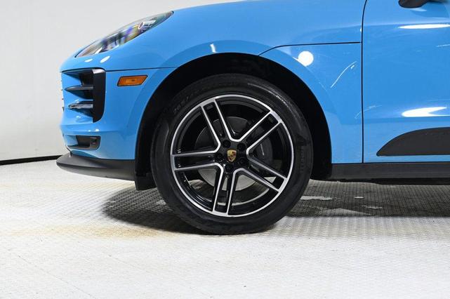 Photo of 2019 Blue Porsche Macan