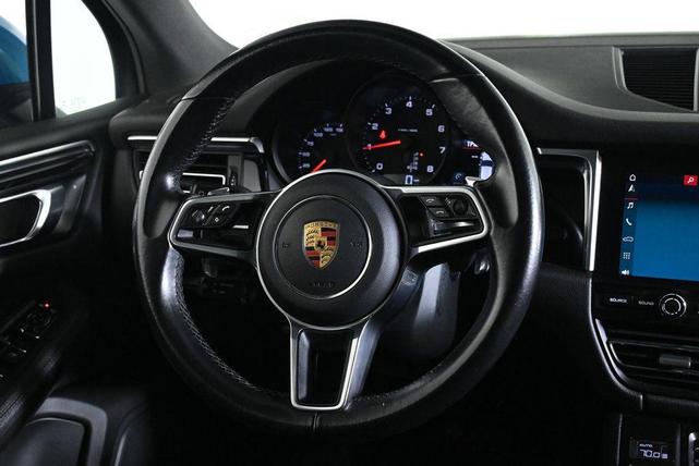 Photo of 2019 Blue Porsche Macan