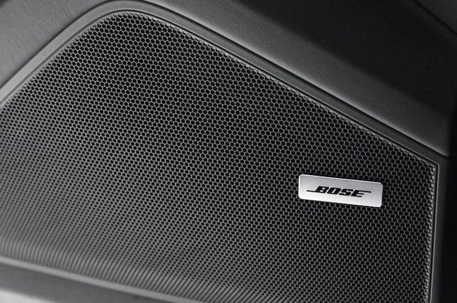 Photo of 2024 Black Porsche Cayenne