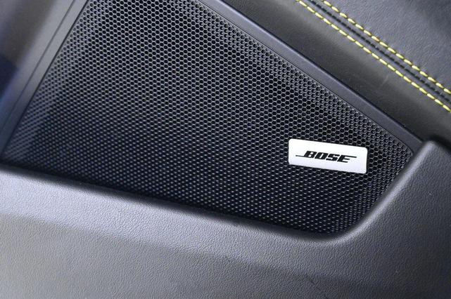 Photo of 2022 Gentian Blue Metallic Porsche 911