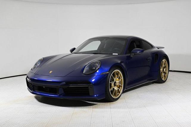 Photo of 2022 Gentian Blue Metallic Porsche 911
