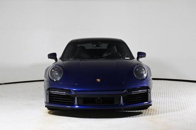 Photo of 2022 Gentian Blue Metallic Porsche 911