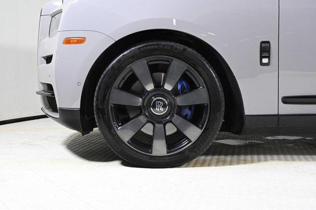 Photo of 2023 Gray Rolls-Royce Cullinan