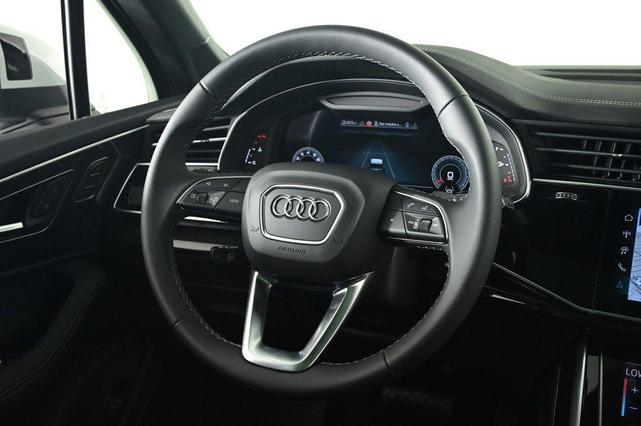Photo of 2025 Glacier White Metallic Audi Q7