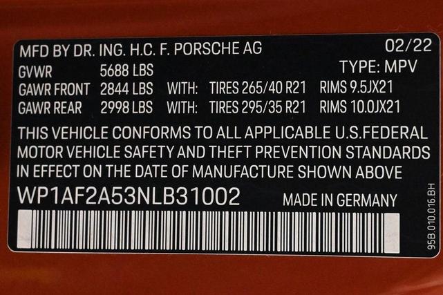 Photo of 2022 Papaya Metallic Porsche Macan