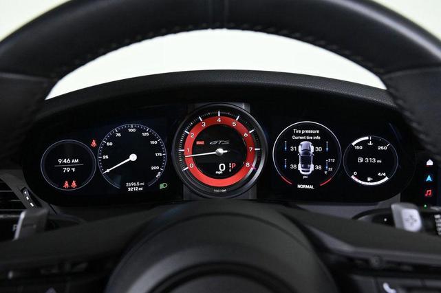 Photo of 2023 White Porsche 911