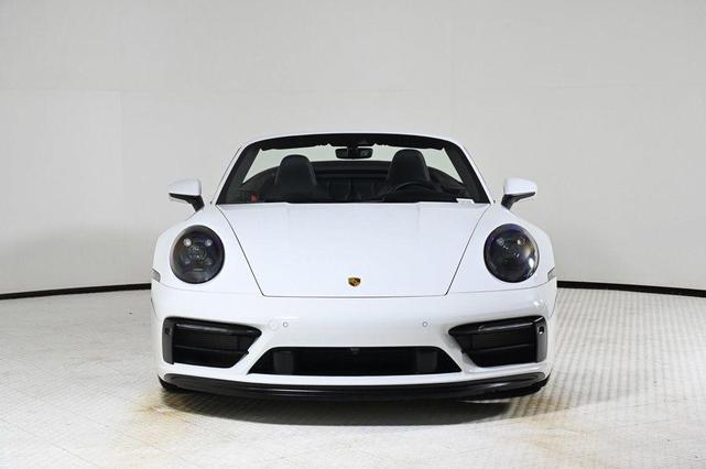 Photo of 2023 White Porsche 911