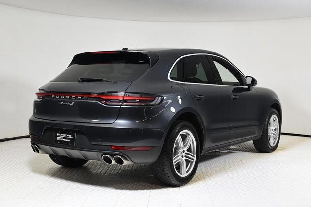 Photo of 2020 Volcano Grey Metallic Porsche Macan