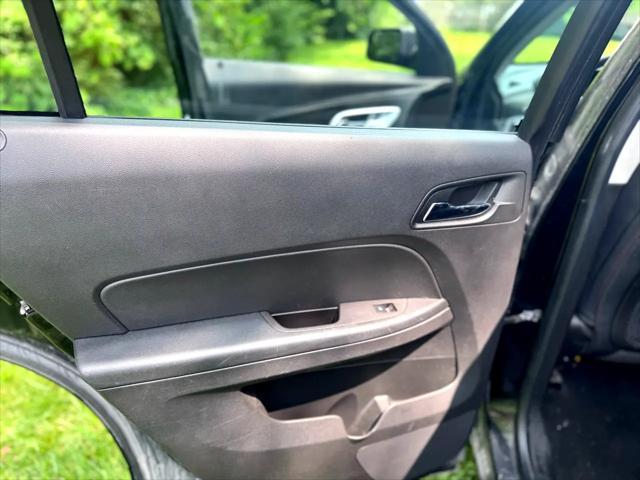 Photo of 2014 Black Chevrolet Equinox