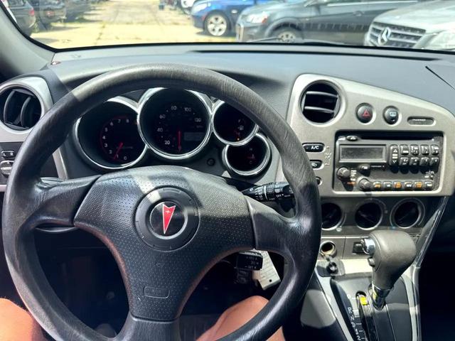 Photo of 2005 Blue Pontiac Vibe