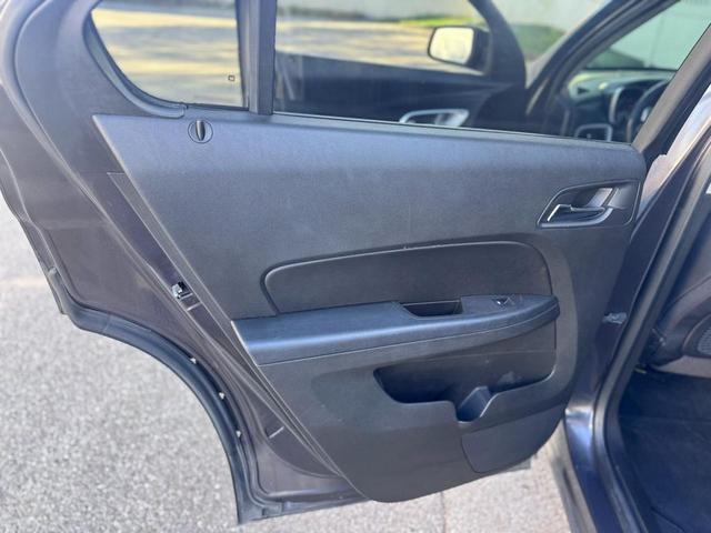 Photo of 2015 Tungsten Metallic Chevrolet Equinox