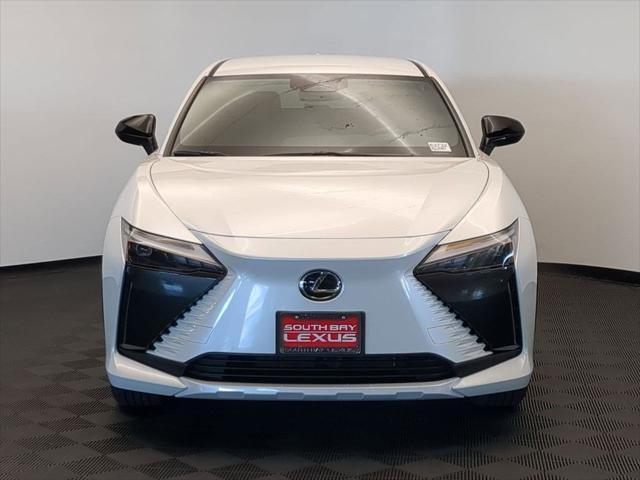 Photo of 2025 Eminent White Pearl Lexus RZ 300e