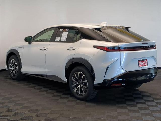 Photo of 2025 Eminent White Pearl Lexus RZ 300e