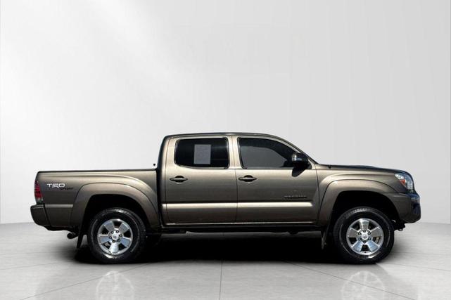 Photo of 2013 Pyrite Mica Toyota Tacoma