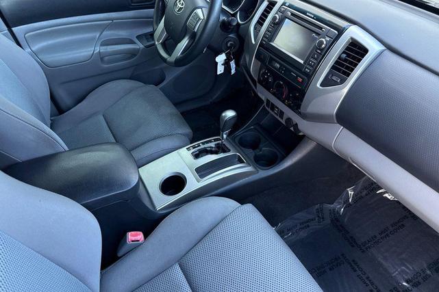 Photo of 2013 Pyrite Mica Toyota Tacoma