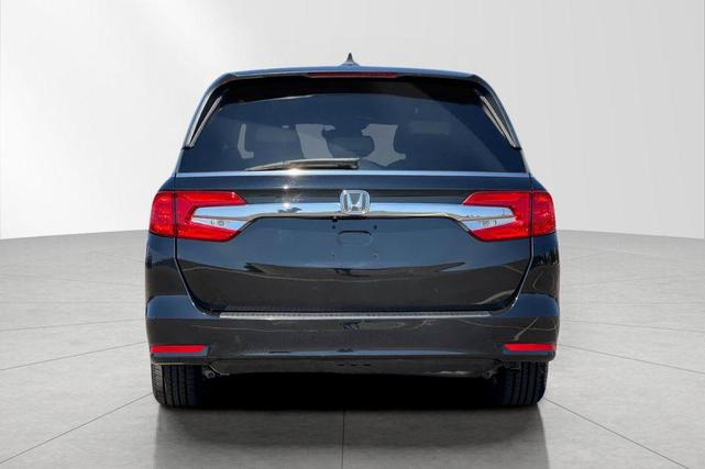 Photo of 2018 Crystal Black Pearl Honda Odyssey