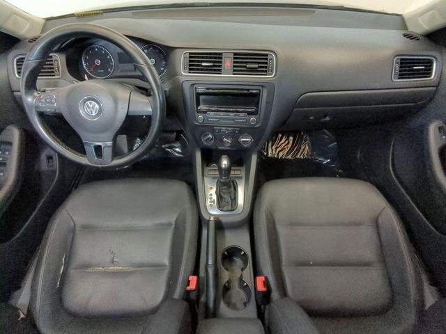 Photo of 2012 Black Uni Volkswagen Jetta