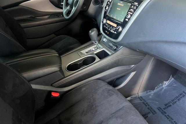Photo of 2020 Pearl White Tricoat Nissan Murano