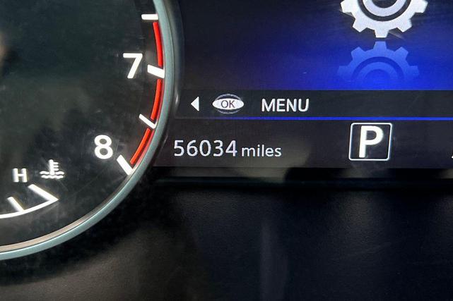 Photo of 2020 Pearl White Tricoat Nissan Murano