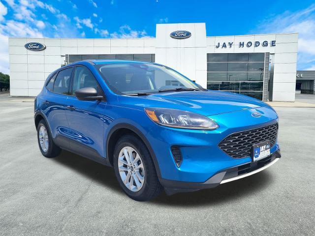 Photo of 2021 VELOCITY BLUE METALLIC Ford Escape