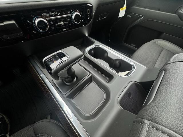 Photo of 2025 Summit White GMC Sierra 1500