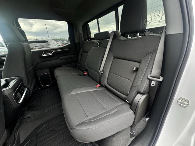 Photo of 2025 Summit White GMC Sierra 1500