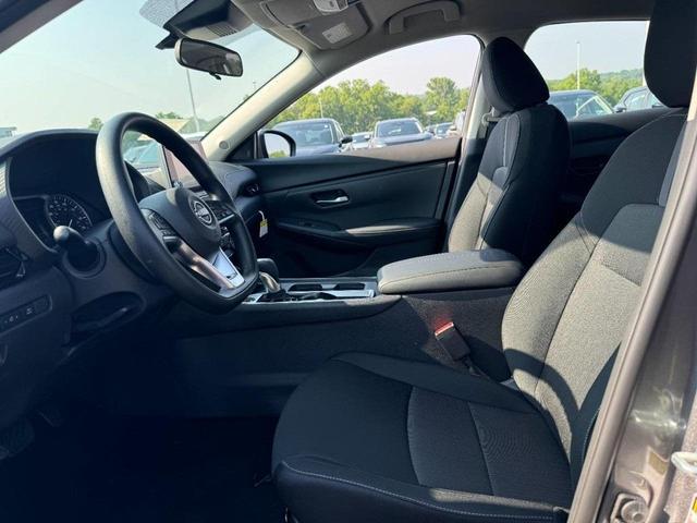 Photo of 2025 Gun Metallic Nissan Sentra