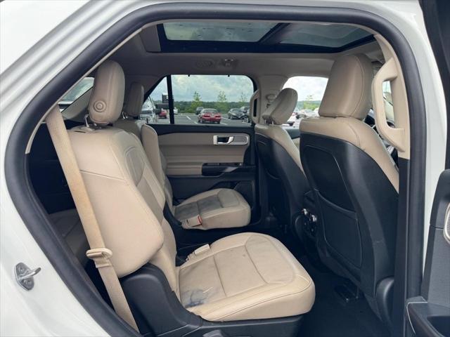 Photo of 2020 Star White Metallic Tri-Coat Ford Explorer