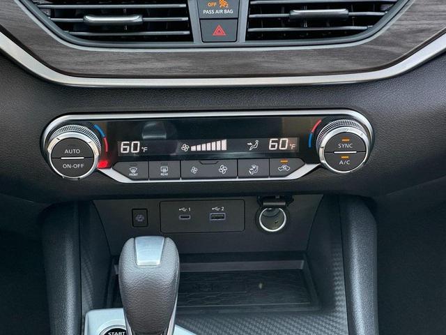 Photo of 2025 Gun Metallic Nissan Altima