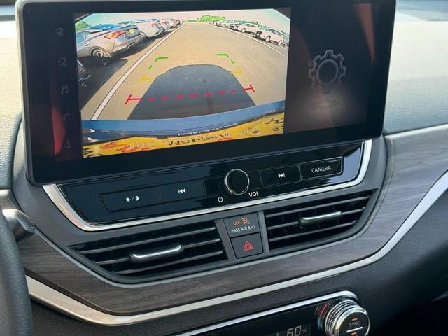 Photo of 2025 Gun Metallic Nissan Altima