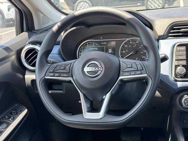 Photo of 2025 Gray Sky Pearl Nissan Versa