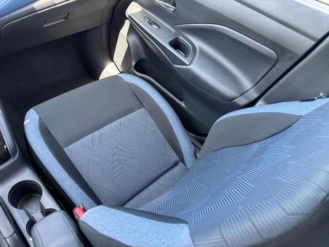 Photo of 2025 Gray Sky Pearl Nissan Versa