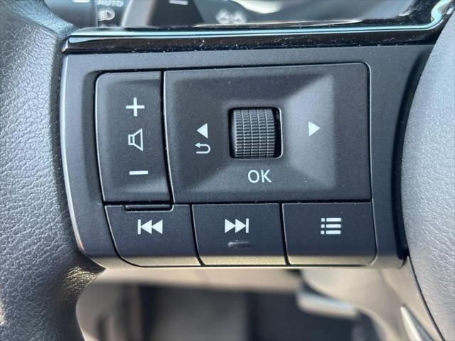 Photo of 2022 Brilliant Silver Metallic Nissan Rogue