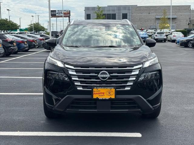 Photo of 2024 Super Black Nissan Rogue