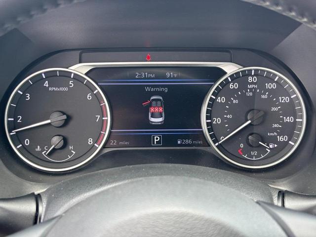 Photo of 2025 Super Black Nissan Sentra
