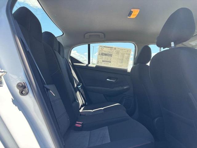 Photo of 2025 Aspen White Tricoat/Super Black Nissan Sentra