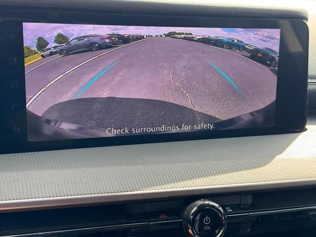 Photo of 2025 Deep Ocean Blue Pearl Nissan Murano