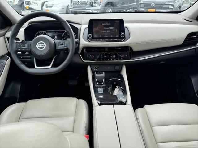Photo of 2021 Caspian Blue Metallic Nissan Rogue