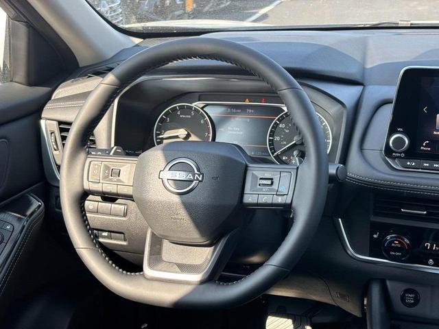 Photo of 2026 Gun Metallic Nissan Rogue