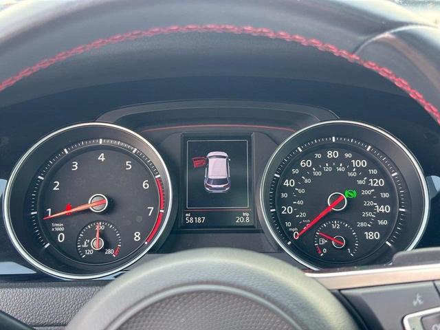 Photo of 2020 Pure White Volkswagen Golf