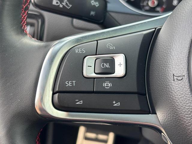 Photo of 2020 Pure White Volkswagen Golf