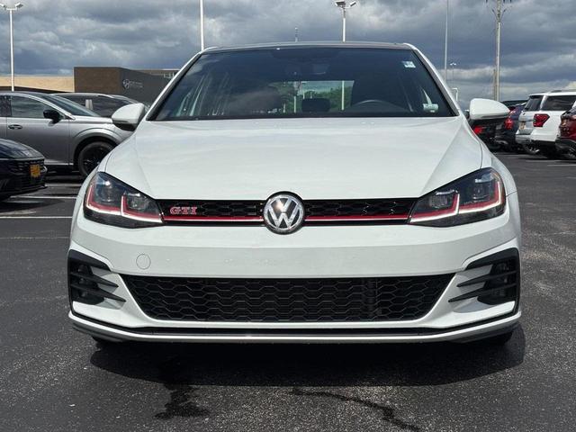Photo of 2020 Pure White Volkswagen Golf