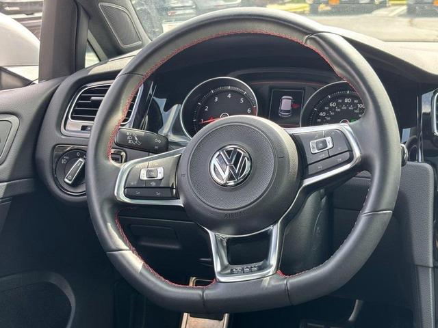 Photo of 2020 Pure White Volkswagen Golf
