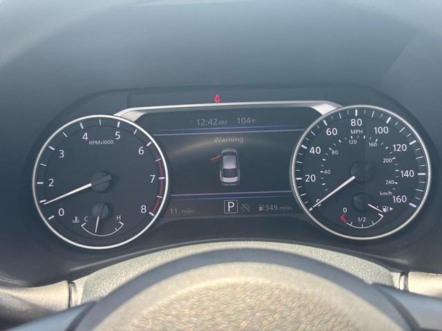 Photo of 2025 Gun Metallic Nissan Sentra