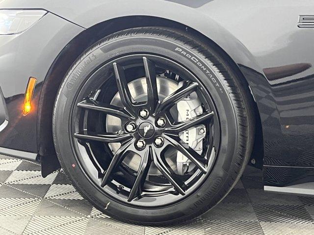 Photo of 2025 Shadow Black Ford Mustang