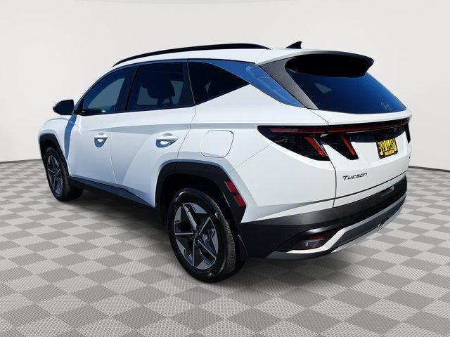 Photo of 2025 Pearl Hyundai TUCSON Hybrid