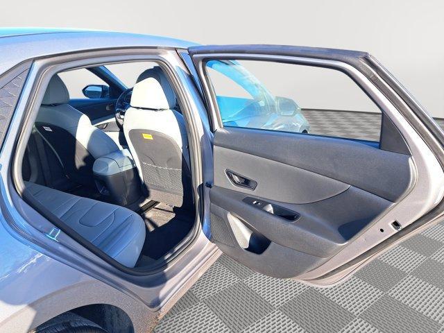 Photo of 2025 Metal Hyundai ELANTRA HEV